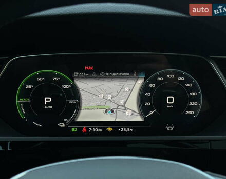 Сірий Ауді E-Tron, об'ємом двигуна 0 л та пробігом 49 тис. км за 36500 $, фото 57 на Automoto.ua