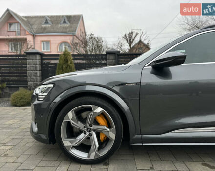 Сірий Ауді E-Tron, об'ємом двигуна 0 л та пробігом 22 тис. км за 49999 $, фото 12 на Automoto.ua