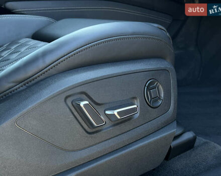 Серый Ауди E-Tron, объемом двигателя 0 л и пробегом 42 тыс. км за 47848 $, фото 45 на Automoto.ua