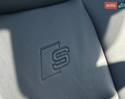 Серый Ауди E-Tron, объемом двигателя 0 л и пробегом 42 тыс. км за 47848 $, фото 63 на Automoto.ua