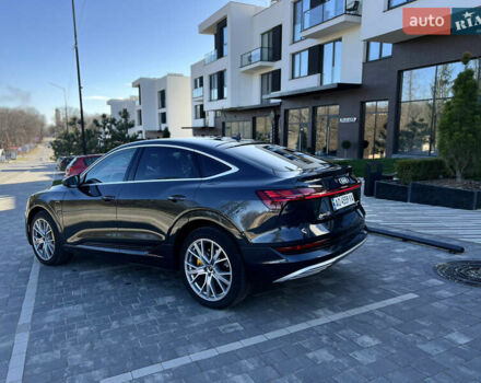 Серый Ауди E-Tron, объемом двигателя 0 л и пробегом 18 тыс. км за 42500 $, фото 17 на Automoto.ua