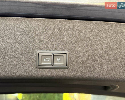 Серый Ауди E-Tron, объемом двигателя 0 л и пробегом 41 тыс. км за 52900 $, фото 22 на Automoto.ua