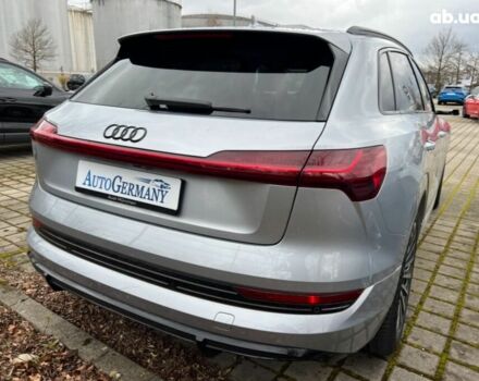 Серый Ауди E-Tron, объемом двигателя 0 л и пробегом 25 тыс. км за 54123 $, фото 5 на Automoto.ua