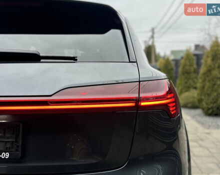 Сірий Ауді E-Tron, об'ємом двигуна 0 л та пробігом 22 тис. км за 49999 $, фото 29 на Automoto.ua