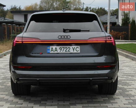 Серый Ауди E-Tron, объемом двигателя 0 л и пробегом 44 тыс. км за 44700 $, фото 9 на Automoto.ua