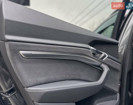 Сірий Ауді E-Tron, об'ємом двигуна 0 л та пробігом 22 тис. км за 49999 $, фото 76 на Automoto.ua