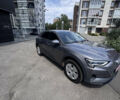 Серый Ауди E-Tron, объемом двигателя 0 л и пробегом 40 тыс. км за 29700 $, фото 2 на Automoto.ua