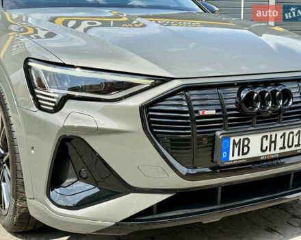 Серый Ауди E-Tron, объемом двигателя 0 л и пробегом 59 тыс. км за 46000 $, фото 6 на Automoto.ua