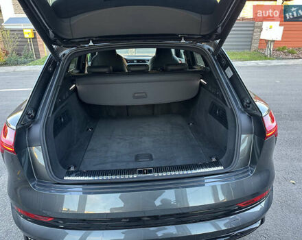 Сірий Ауді E-Tron, об'ємом двигуна 0 л та пробігом 28 тис. км за 47700 $, фото 19 на Automoto.ua