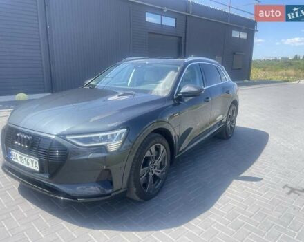 Сірий Ауді E-Tron, об'ємом двигуна 0 л та пробігом 26 тис. км за 34000 $, фото 12 на Automoto.ua