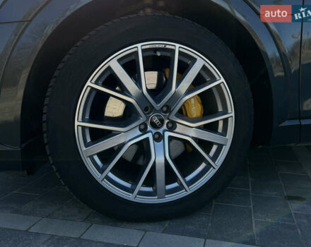 Серый Ауди E-Tron, объемом двигателя 0 л и пробегом 18 тыс. км за 42500 $, фото 4 на Automoto.ua