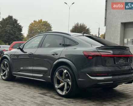 Серый Ауди E-Tron, объемом двигателя 0 л и пробегом 59 тыс. км за 44999 $, фото 9 на Automoto.ua