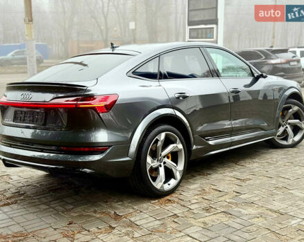 Серый Ауди E-Tron, объемом двигателя 0 л и пробегом 37 тыс. км за 49500 $, фото 16 на Automoto.ua