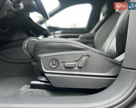 Сірий Ауді E-Tron, об'ємом двигуна 0 л та пробігом 48 тис. км за 49999 $, фото 49 на Automoto.ua