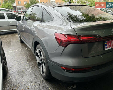 Серый Ауди E-Tron, объемом двигателя 0 л и пробегом 44 тыс. км за 38700 $, фото 7 на Automoto.ua