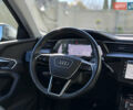 Серый Ауди E-Tron, объемом двигателя 0 л и пробегом 90 тыс. км за 33000 $, фото 45 на Automoto.ua