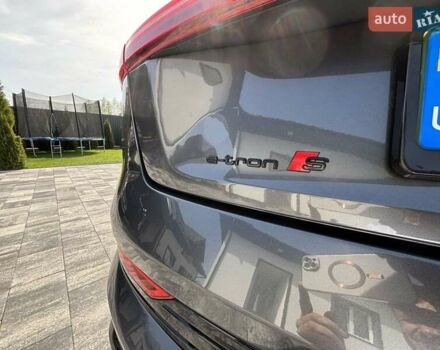 Серый Ауди E-Tron, объемом двигателя 0 л и пробегом 14 тыс. км за 47900 $, фото 5 на Automoto.ua