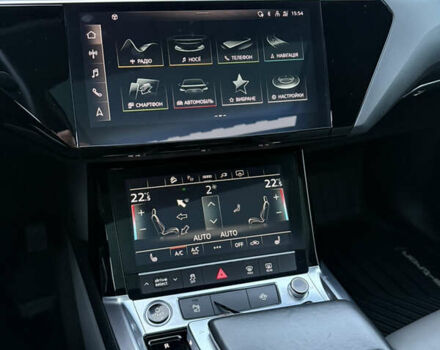 Серый Ауди E-Tron, объемом двигателя 0 л и пробегом 197 тыс. км за 23900 $, фото 29 на Automoto.ua