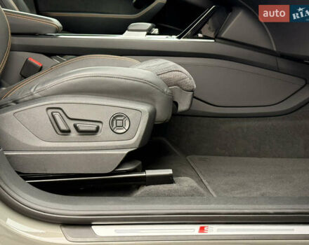 Серый Ауди E-Tron, объемом двигателя 0 л и пробегом 104 тыс. км за 39820 $, фото 48 на Automoto.ua