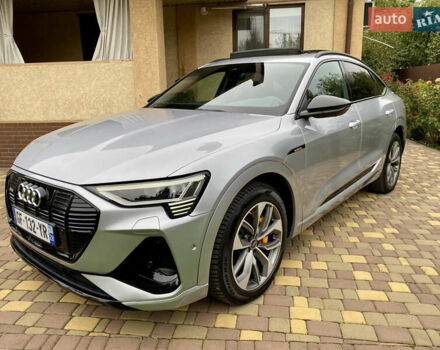 Серый Ауди E-Tron, объемом двигателя 0 л и пробегом 126 тыс. км за 34995 $, фото 8 на Automoto.ua