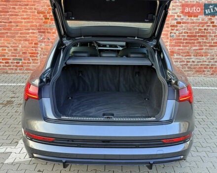 Серый Ауди E-Tron, объемом двигателя 0 л и пробегом 84 тыс. км за 39999 $, фото 22 на Automoto.ua