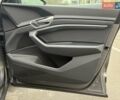 Серый Ауди E-Tron, объемом двигателя 0 л и пробегом 112 тыс. км за 31900 $, фото 62 на Automoto.ua