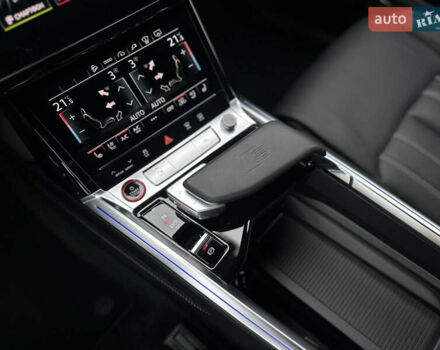 Сірий Ауді E-Tron, об'ємом двигуна 0 л та пробігом 48 тис. км за 49999 $, фото 64 на Automoto.ua