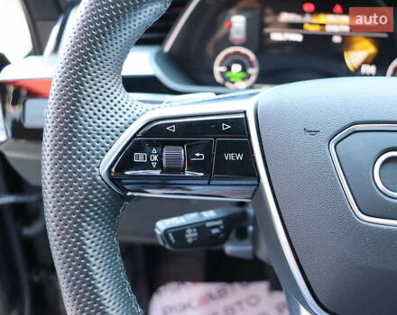 Серый Ауди E-Tron, объемом двигателя 0 л и пробегом 37 тыс. км за 55900 $, фото 23 на Automoto.ua