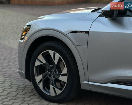 Сірий Ауді E-Tron, об'ємом двигуна 0 л та пробігом 49 тис. км за 36500 $, фото 29 на Automoto.ua