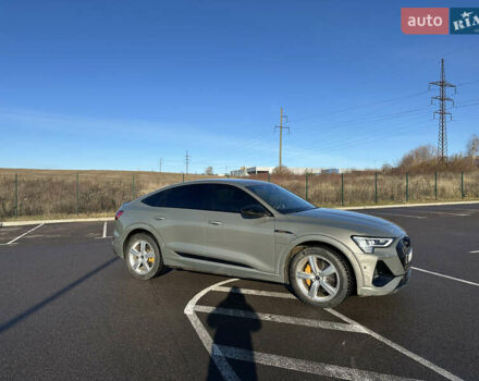 Сірий Ауді E-Tron, об'ємом двигуна 0 л та пробігом 58 тис. км за 45200 $, фото 14 на Automoto.ua