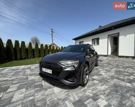 Серый Ауди E-Tron, объемом двигателя 0 л и пробегом 14 тыс. км за 47900 $, фото 1 на Automoto.ua
