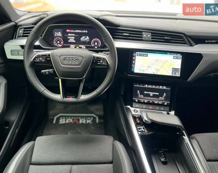 Серый Ауди E-Tron, объемом двигателя 0 л и пробегом 32 тыс. км за 43500 $, фото 37 на Automoto.ua
