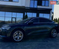 Серый Ауди E-Tron, объемом двигателя 0 л и пробегом 9 тыс. км за 39300 $, фото 1 на Automoto.ua