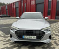 Сірий Ауді E-Tron, об'ємом двигуна 0 л та пробігом 147 тис. км за 28900 $, фото 1 на Automoto.ua