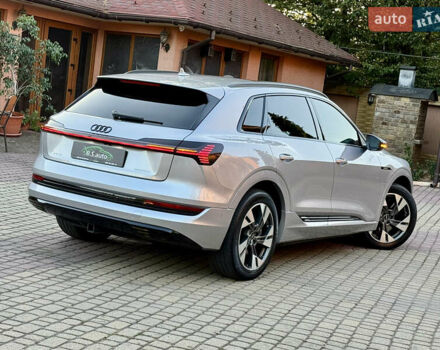 Сірий Ауді E-Tron, об'ємом двигуна 0 л та пробігом 49 тис. км за 36500 $, фото 3 на Automoto.ua