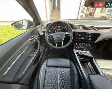 Серый Ауди E-Tron, объемом двигателя 0 л и пробегом 14 тыс. км за 47900 $, фото 22 на Automoto.ua