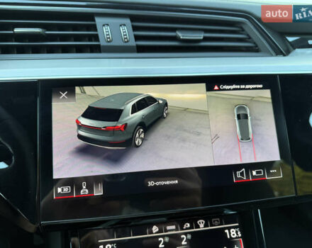 Сірий Ауді E-Tron, об'ємом двигуна 0 л та пробігом 63 тис. км за 39999 $, фото 65 на Automoto.ua