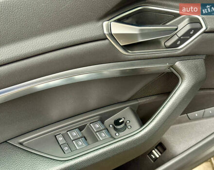 Сірий Ауді E-Tron, об'ємом двигуна 0 л та пробігом 39 тис. км за 46500 $, фото 33 на Automoto.ua