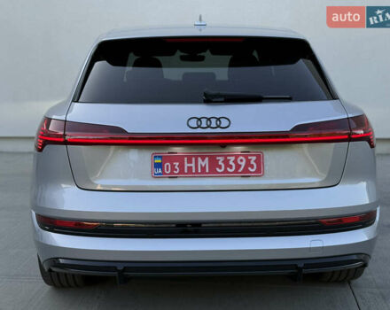 Сірий Ауді E-Tron, об'ємом двигуна 0 л та пробігом 63 тис. км за 39999 $, фото 23 на Automoto.ua