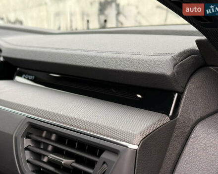 Серый Ауди E-Tron, объемом двигателя 0 л и пробегом 104 тыс. км за 39820 $, фото 46 на Automoto.ua