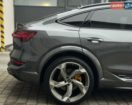 Сірий Ауді E-Tron, об'ємом двигуна 0 л та пробігом 59 тис. км за 45999 $, фото 6 на Automoto.ua