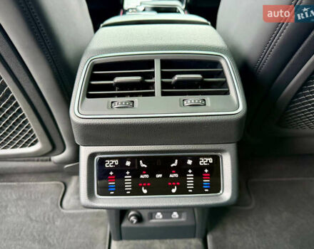 Серый Ауди E-Tron, объемом двигателя 0 л и пробегом 37 тыс. км за 49500 $, фото 50 на Automoto.ua