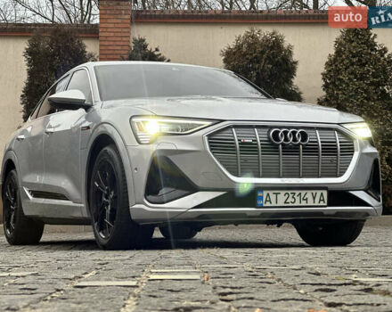Сірий Ауді E-Tron, об'ємом двигуна 0 л та пробігом 80 тис. км за 39900 $, фото 2 на Automoto.ua