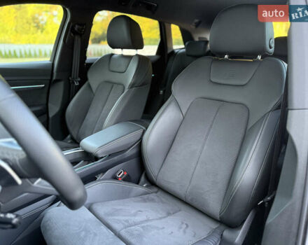 Сірий Ауді E-Tron, об'ємом двигуна 0 л та пробігом 63 тис. км за 39999 $, фото 46 на Automoto.ua
