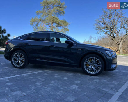 Серый Ауди E-Tron, объемом двигателя 0 л и пробегом 18 тыс. км за 42500 $, фото 14 на Automoto.ua
