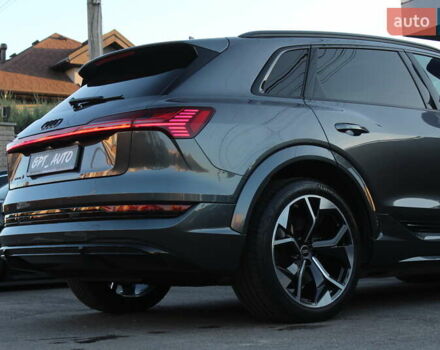 Сірий Ауді E-Tron, об'ємом двигуна 0 л та пробігом 28 тис. км за 47700 $, фото 16 на Automoto.ua