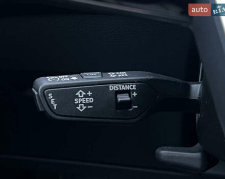 Серый Ауди E-Tron, объемом двигателя 0 л и пробегом 32 тыс. км за 41367 $, фото 60 на Automoto.ua