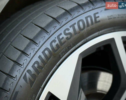 Сірий Ауді E-Tron, об'ємом двигуна 0 л та пробігом 25 тис. км за 47431 $, фото 46 на Automoto.ua