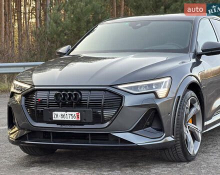 Серый Ауди E-Tron, объемом двигателя 0 л и пробегом 14 тыс. км за 53999 $, фото 18 на Automoto.ua