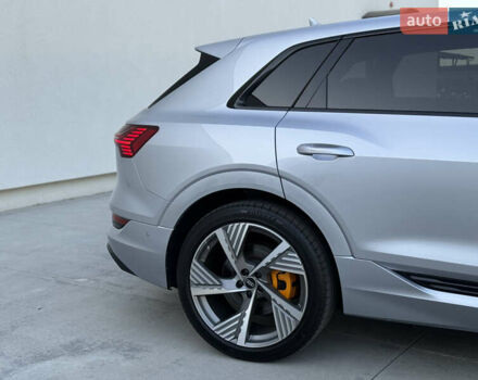 Сірий Ауді E-Tron, об'ємом двигуна 0 л та пробігом 63 тис. км за 39999 $, фото 7 на Automoto.ua